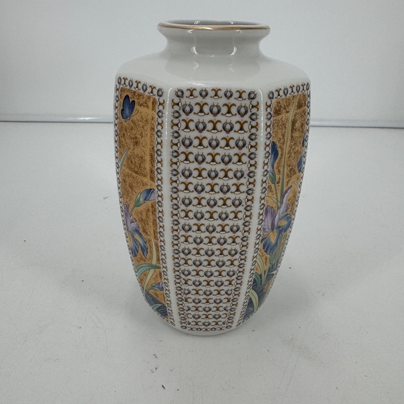 Golden Mist Octagon Vase Porcelain Irises w/ Blue & Gold Designs 7.5” Tall - Picture 2 of 7